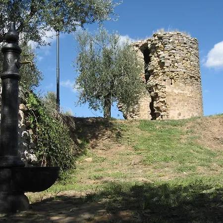 Nel Castello Bed & Breakfast *
